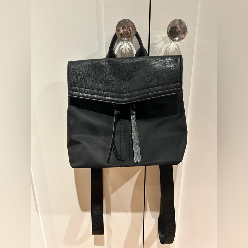 Black fashion Backpack